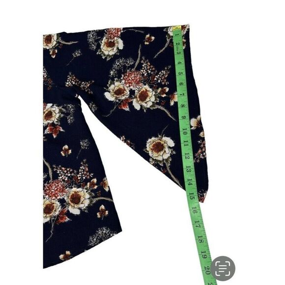 Nylon Apparel Dark Blue Floral Print Flowy Kimono Sleeve Shirt Size Medium - Picture 10 of 10